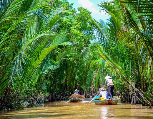 <span>Day 8</span>Ho Chi Minh city tour - Cu Chi tunnels (B/L) Group tour