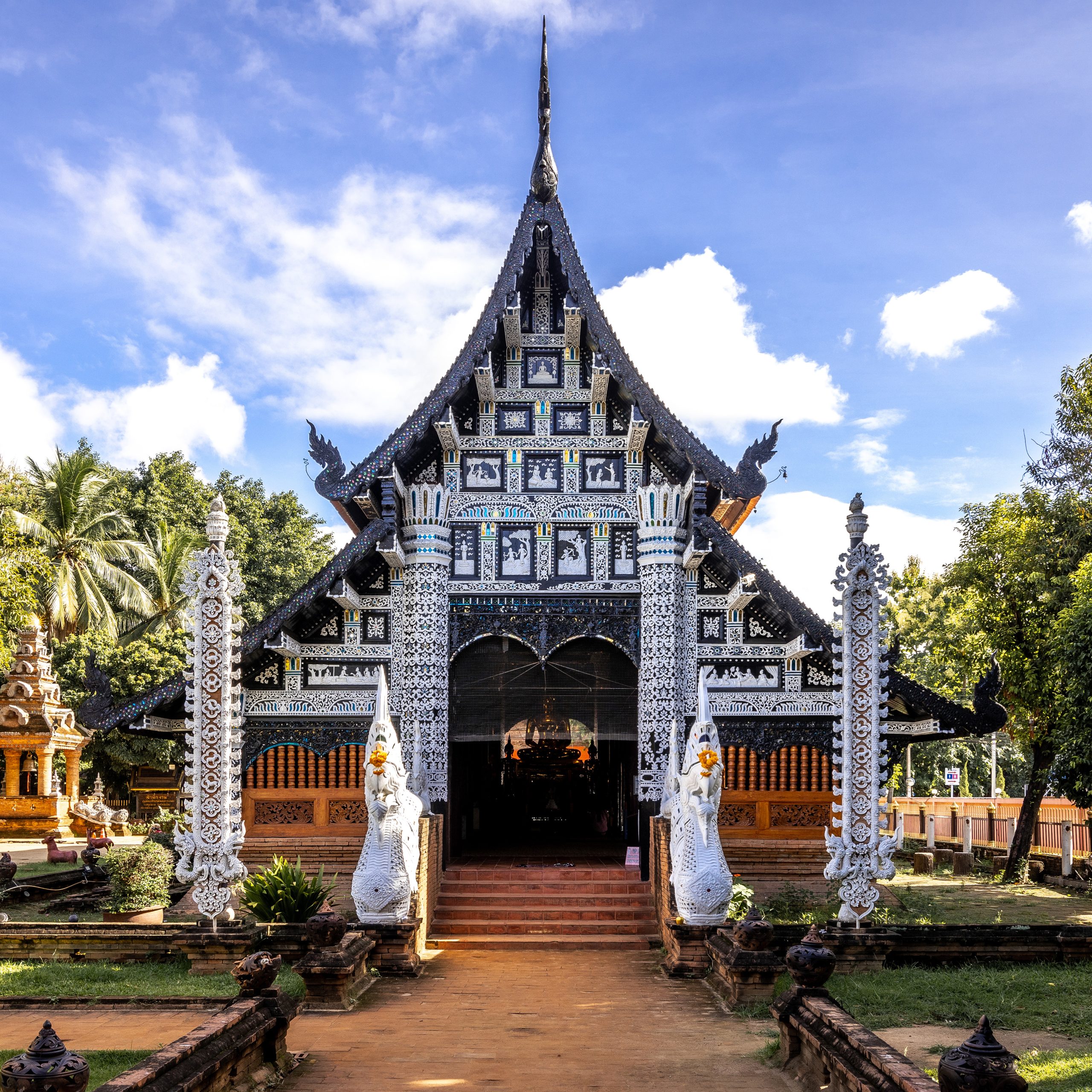 Wat Lok Moli