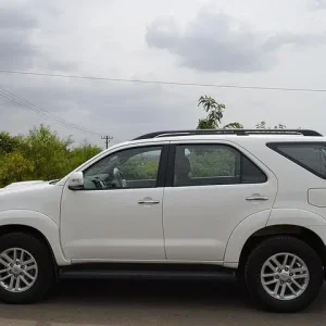 Al Maktoum Airport Transfer to anywhere in Dubai