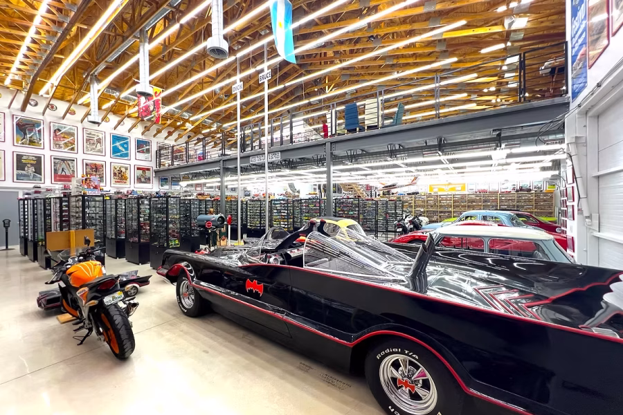 Goldvarg Collection Scale Model Car Museum