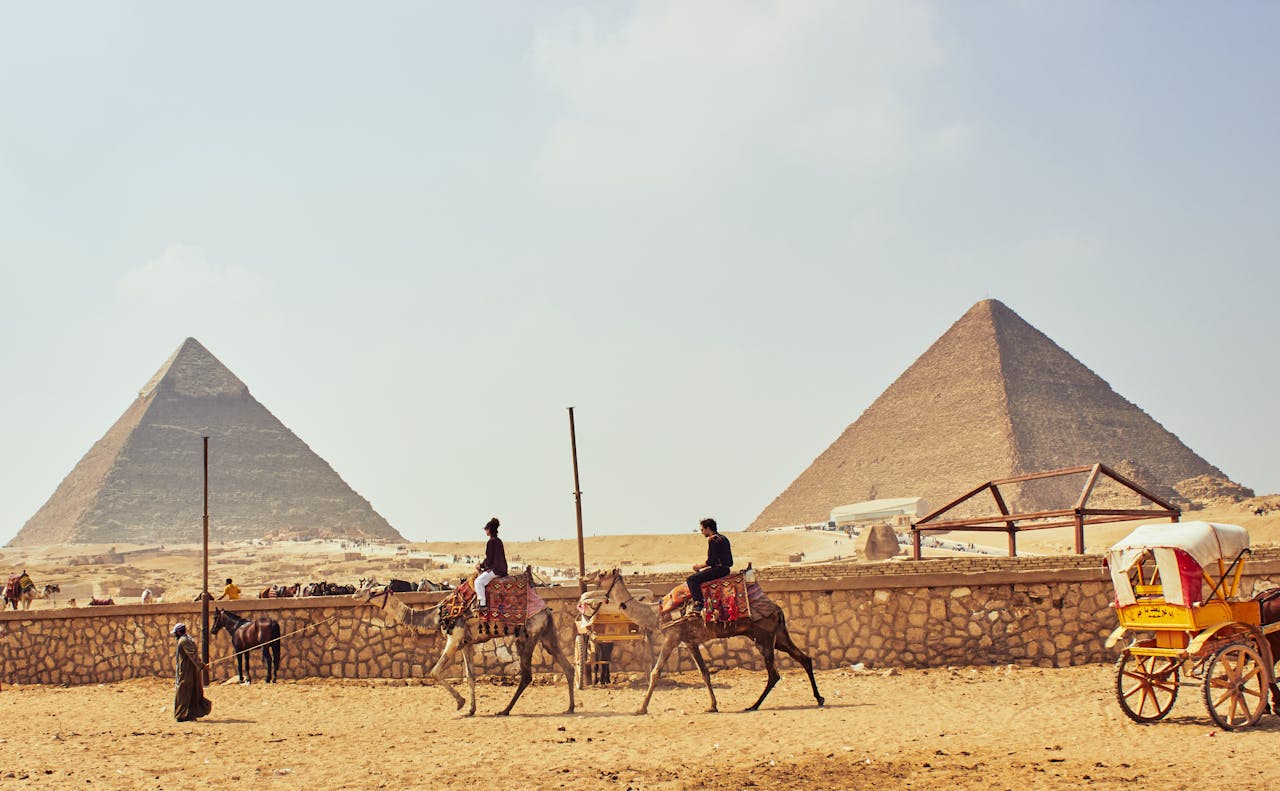 Saqqara & Giza Pyramids Tour with Camel and Lunch