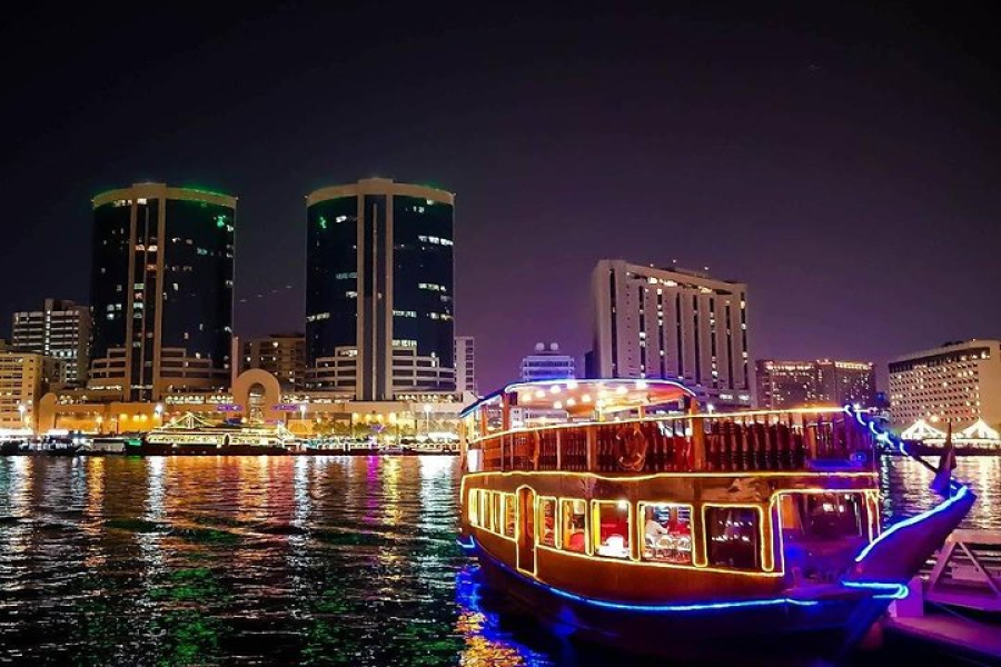 Dubai Creek Dhow Cruise Dinner & Tanoura Show