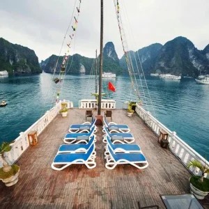 Halong Bay Full Day Trip from Hanoi