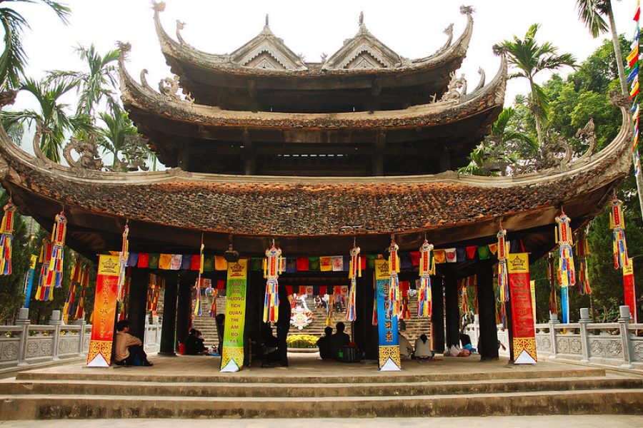 Private Perfume Pagoda Spiritual Trip from Hanoi