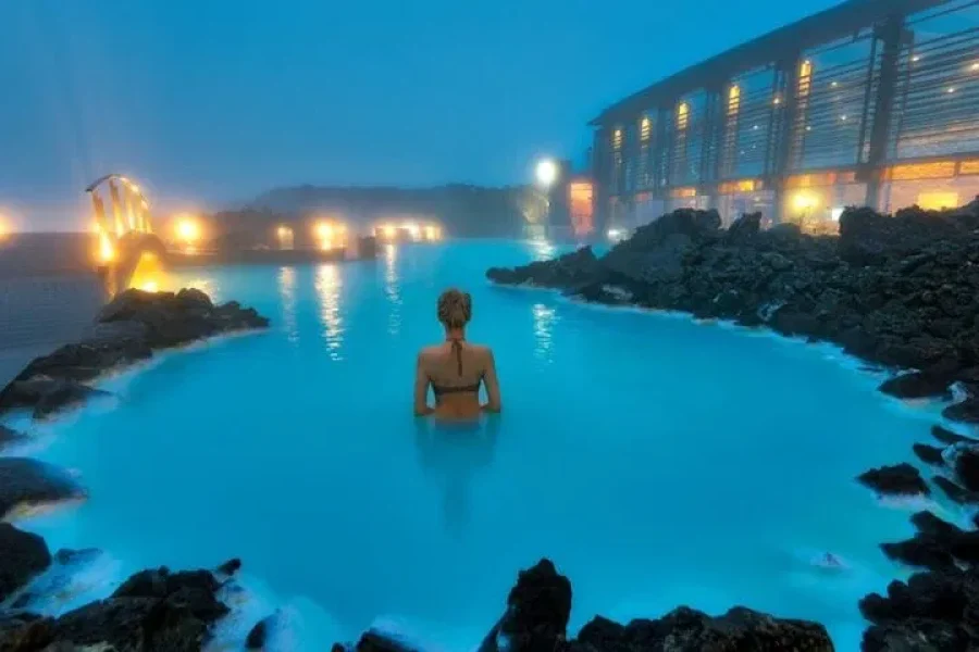 Blue Lagoon Private Transfer to/from Reykjavik Hotels