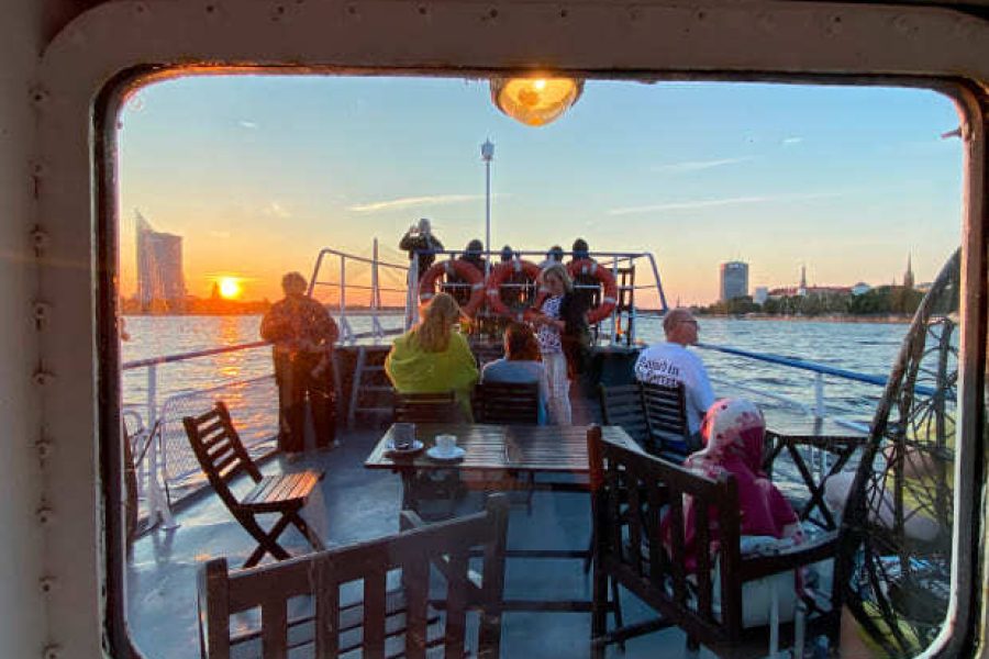Daily Horizont Boat Transfer from Jūrmala to Riga