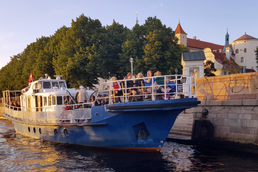 Daily Horizont Boat Transfer from Jūrmala to Riga