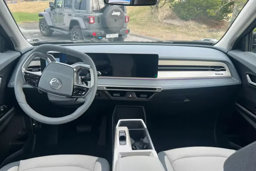 Private VIP Transfer Between Keflavik Airport & Reykjavik