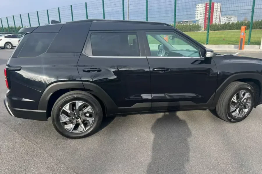 Private VIP Transfer Between Keflavik Airport & Reykjavik