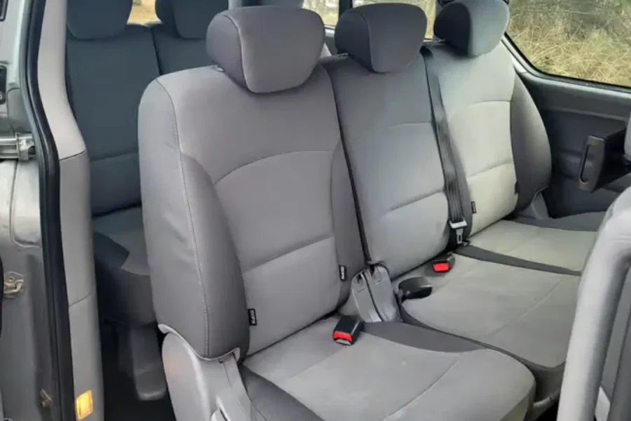 Private VIP Transfer Between Keflavik Airport & Reykjavik