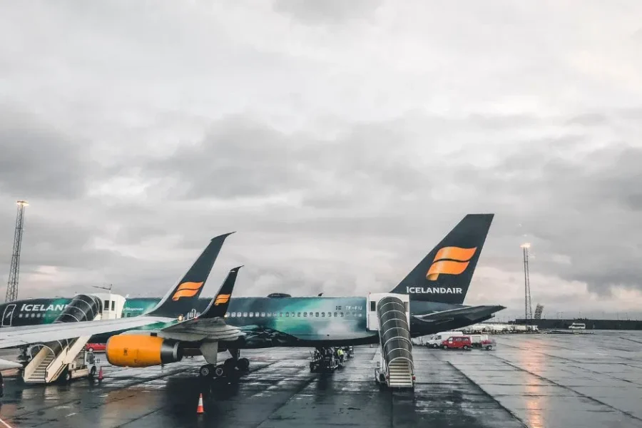 Private VIP Transfer Between Keflavik Airport & Reykjavik