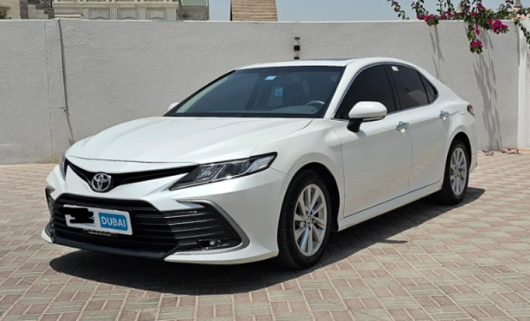 Rent Toyota Camry LE in Dubai & Abu Dhabi